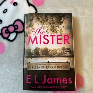 Paperback novel The Mister by EL James